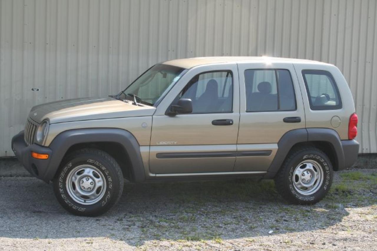 Used 2004 Jeep Liberty  for sale in Ajax, ON