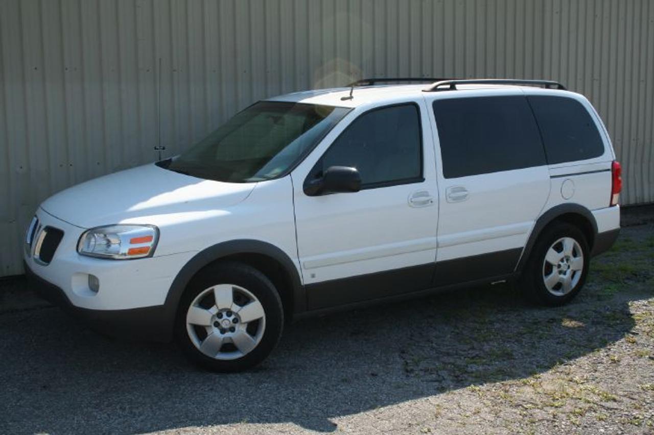 Used 2007 Pontiac Montana SV6 for sale in Ajax, ON