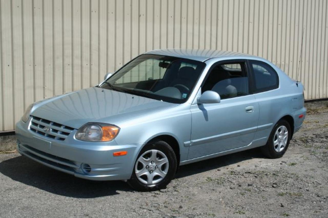 Used 2003 Hyundai Accent  for sale in Ajax, ON