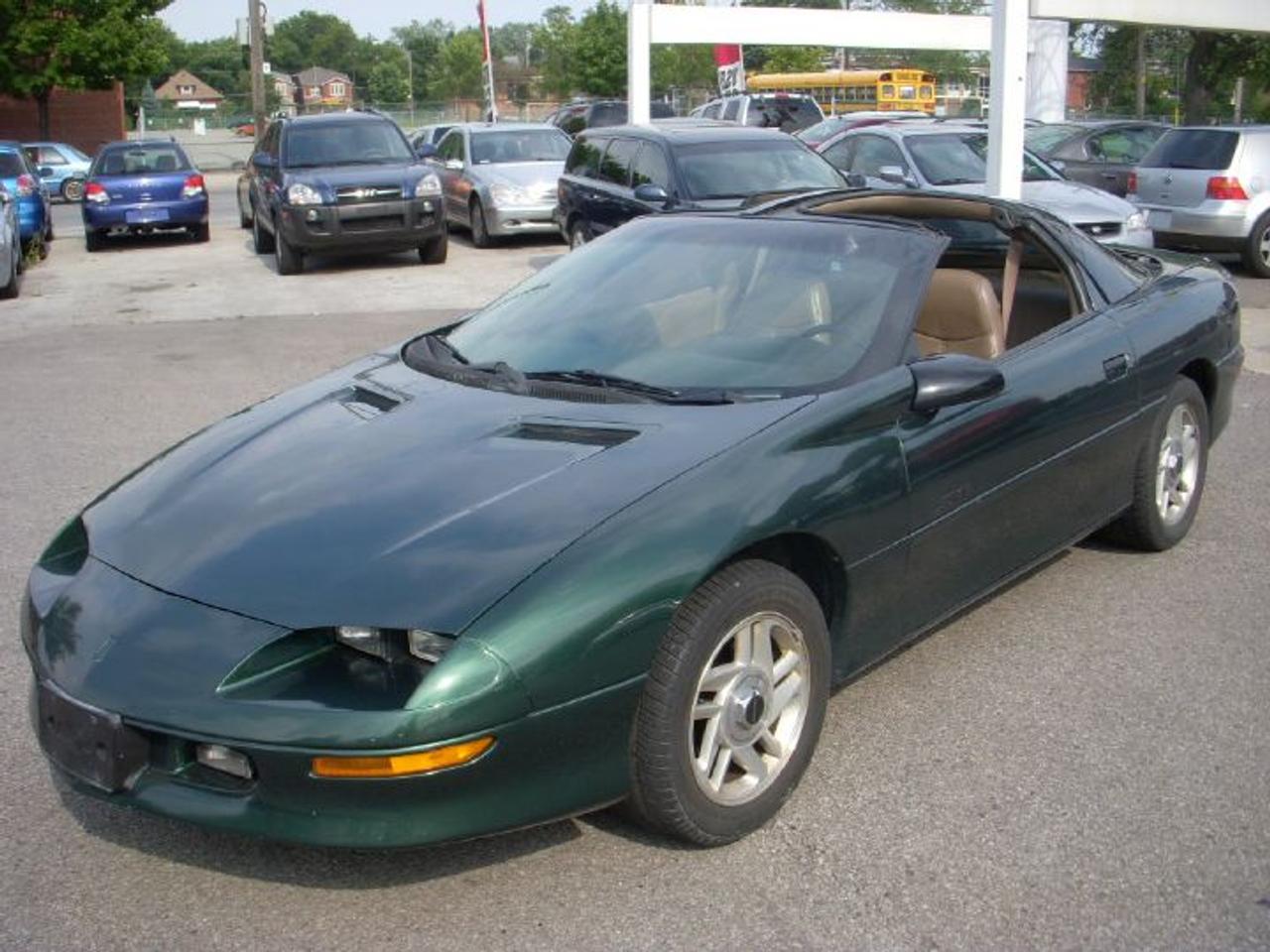 5.7L CORVETTE ENGINE, AUTOMATIC, COLD AIR CONDITION, TARGA ROOF, LEATHER, TUNE UP/SPARK PLUGS/CABLES/ JUST DONE, RUNS GREAT, POWERFULL COUPE, IN EXCELLENT CONDITION, RUNS GREAT, 
JUST CHECK PICTURES, LOCATED AT 226 ROYAL YORK RD, IN ETOBICOKE TORONTO, 
CALL 416-832-7087 TO GET MORE INFORMATIONS OR TO MAKE APPOINTMENT FOR TEST DRIVE,
FOR MAPS, DIRECTIONS AND MORE DEALS LIKE THIS ONE PLEASE GO TO WWW.GREATCAR.CA
PRICE DOES NOT INCLUDE HST AND LICENSING
