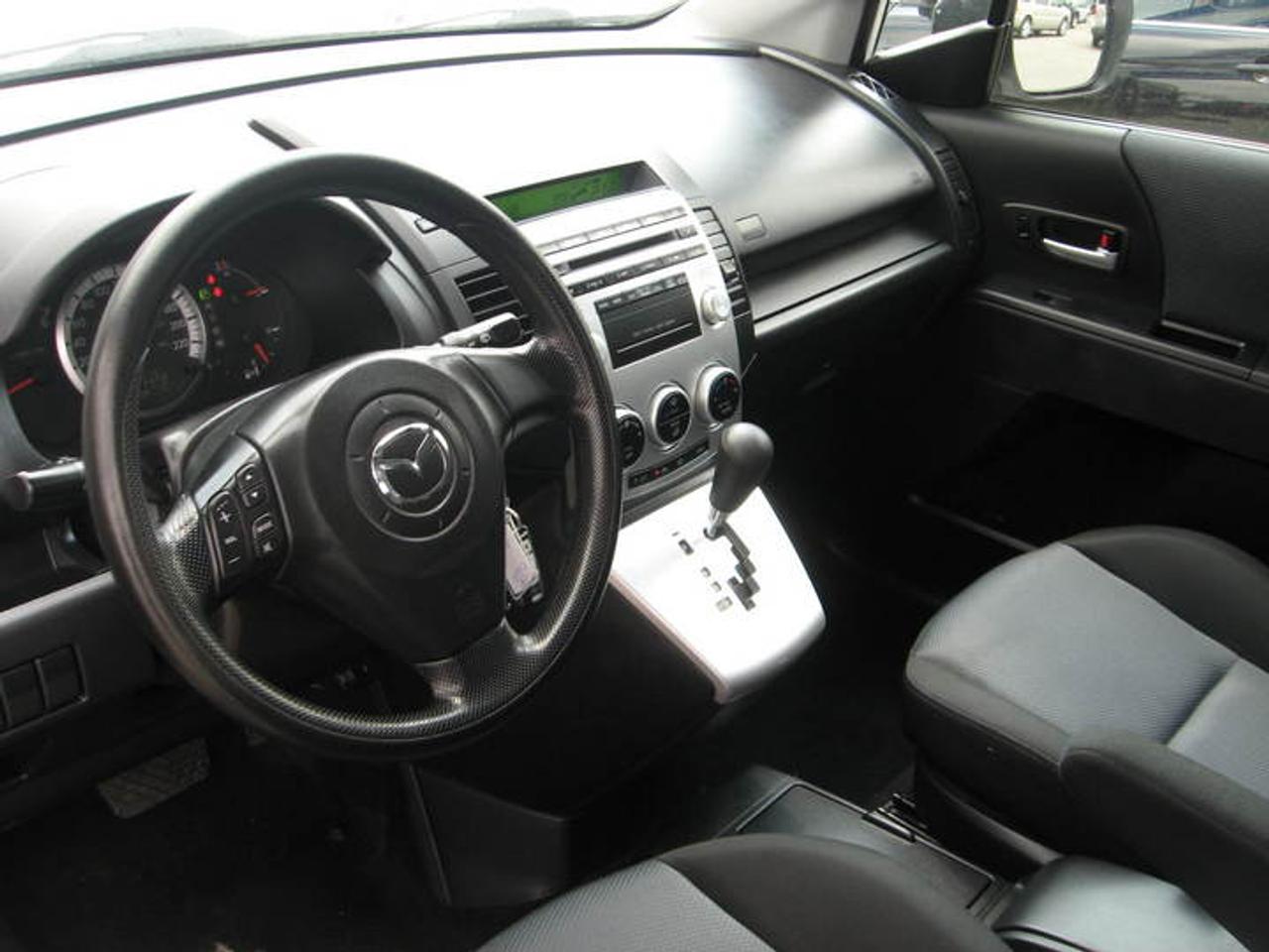 2007 Mazda Mazda5  Photo10