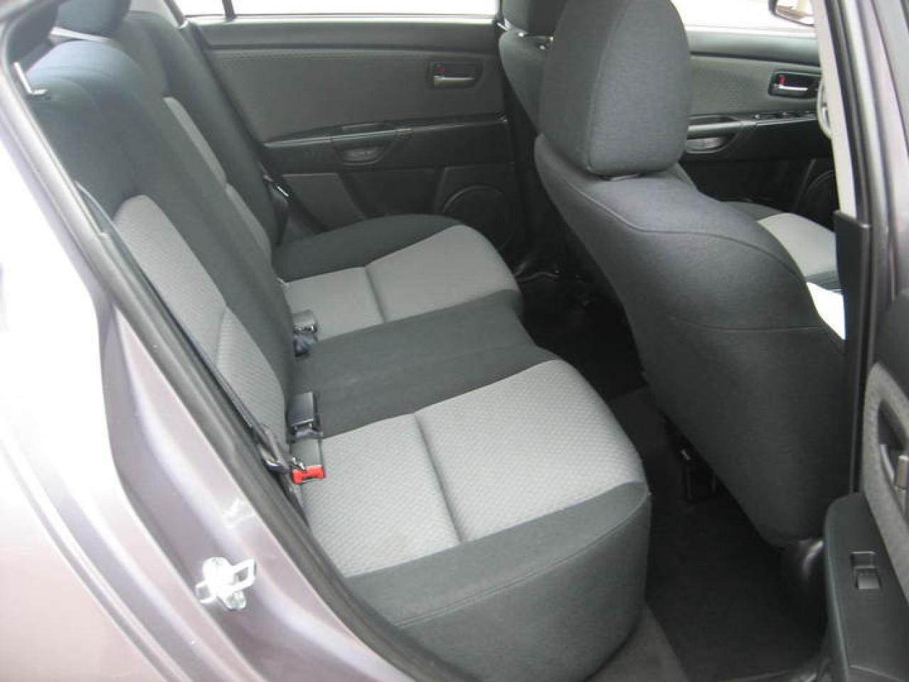 2006 Mazda Mazda3  Photo44