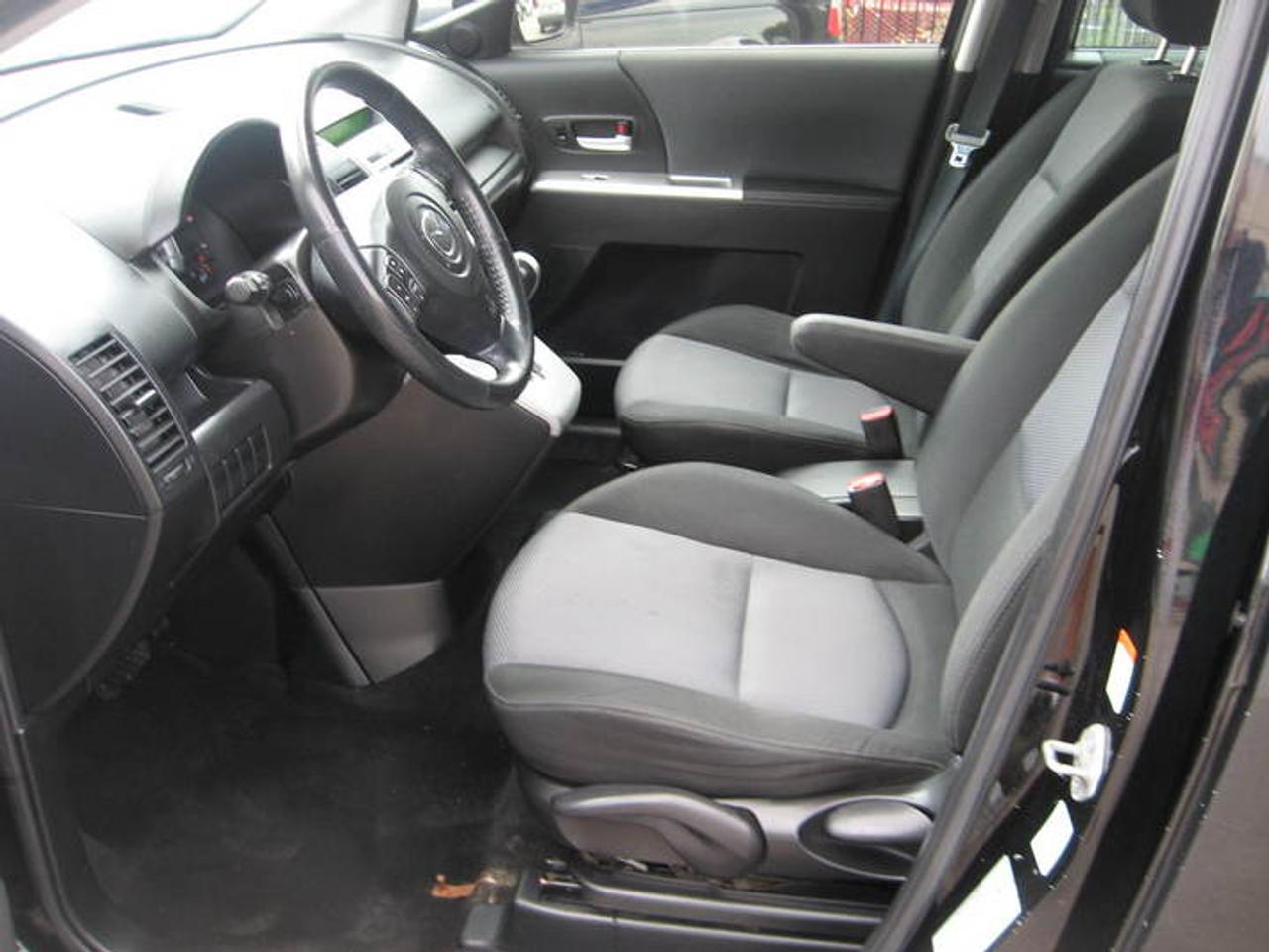 2006 Mazda Mazda5  Photo10