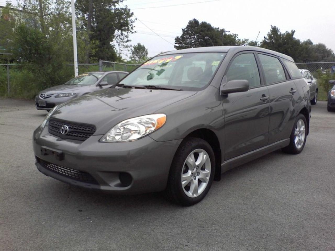 Used 2007 Toyota Matrix  for sale in Hamilton, ON
