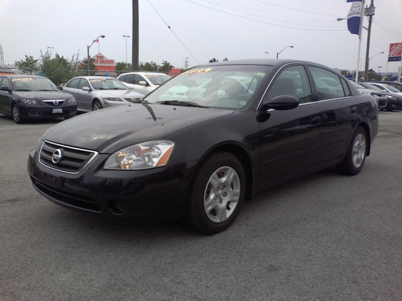 Used 2003 Nissan Altima  for sale in Hamilton, ON