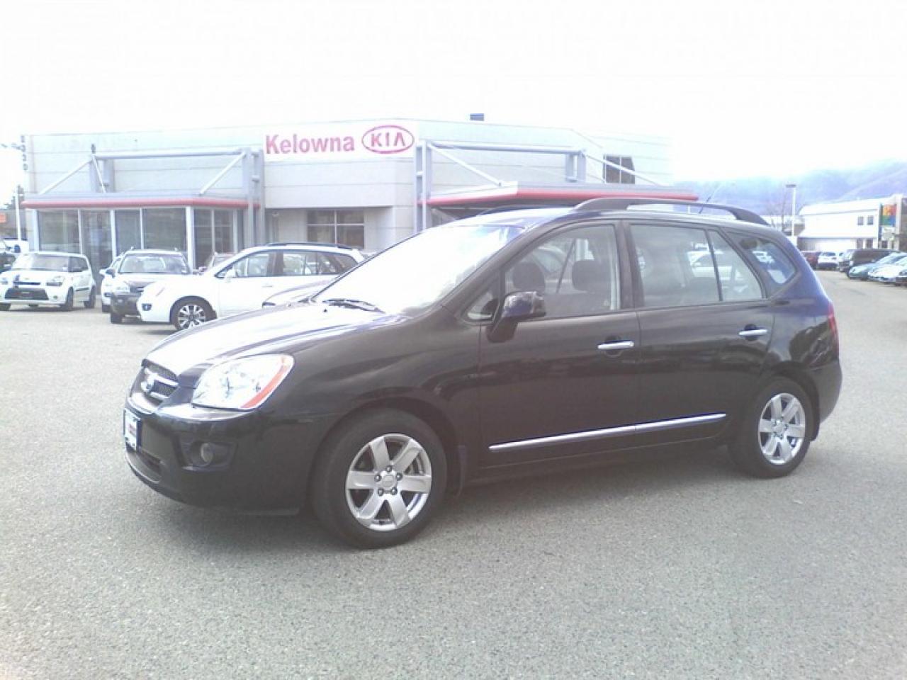 Used 2009 Kia Rondo  for sale in Kelowna, BC