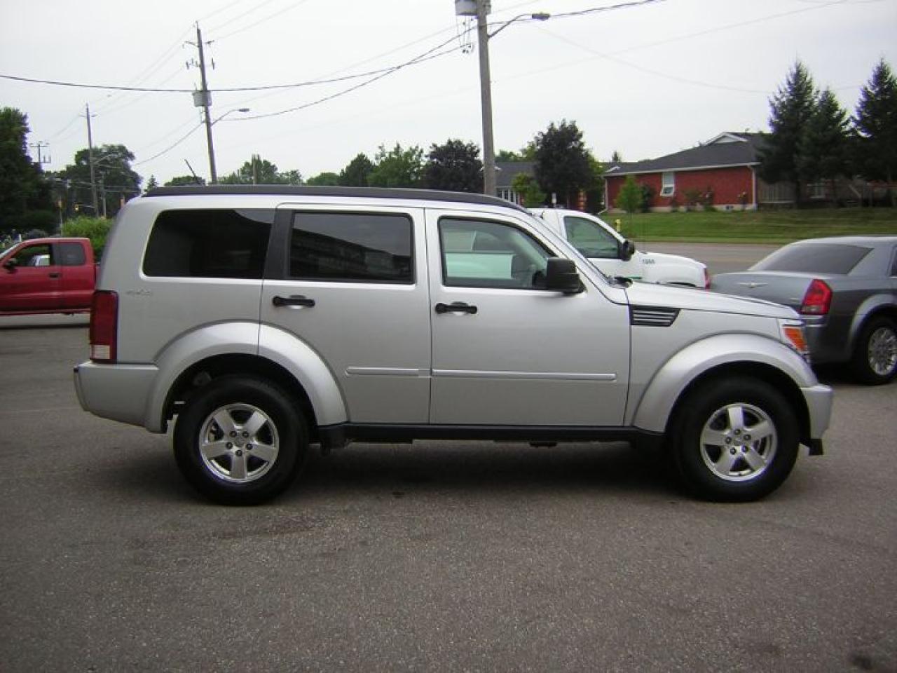 Used 2009 Dodge Nitro SE for sale in Brantford, ON
