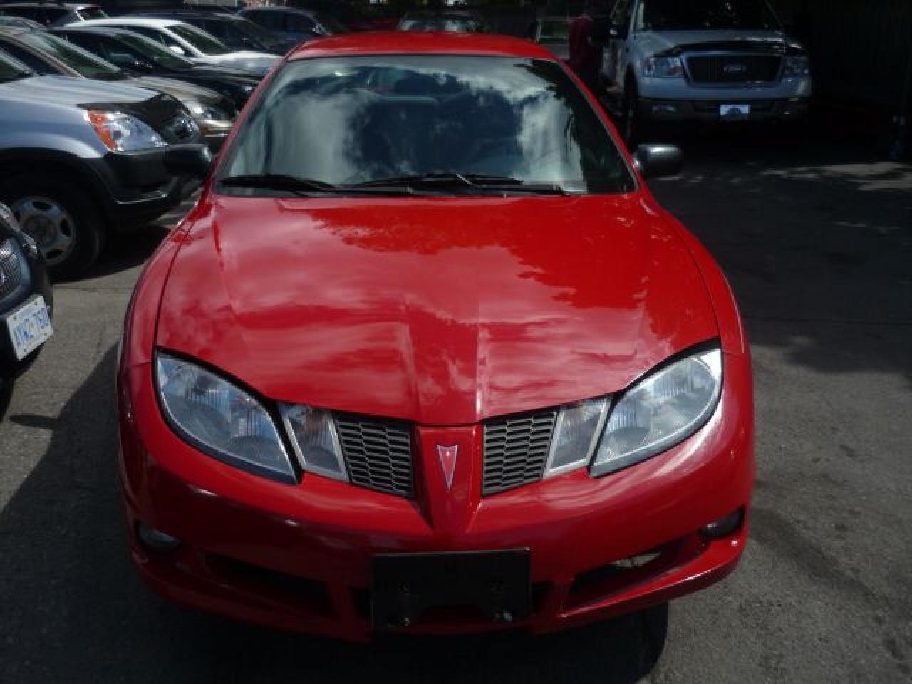 Used 2005 Pontiac Sunfire SLX for sale in Ottawa, ON