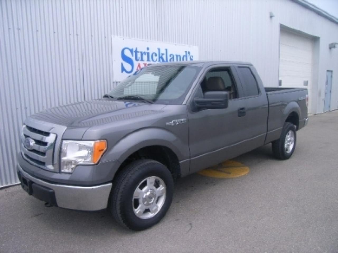 Used 2010 Ford F150 XLT 4X4 EXTEND CAB PREOWNED for sale in Lakeshore, ON