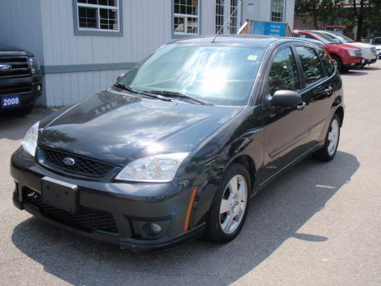Used 2007 Ford Focus ZX5 SES H/B for sale in Mississauga, ON