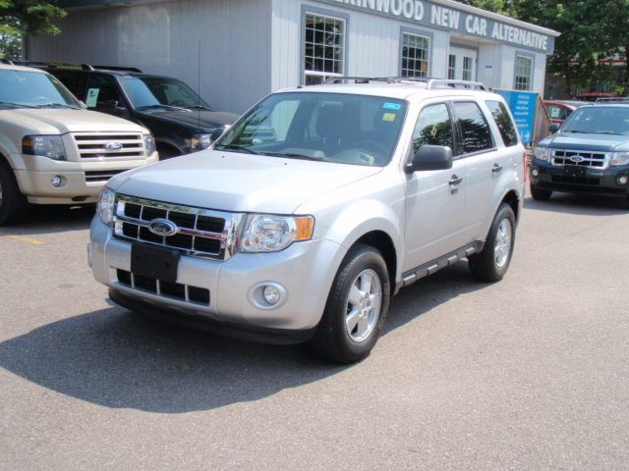 Used 2010 Ford Escape XLT 4X4 for sale in Mississauga, ON