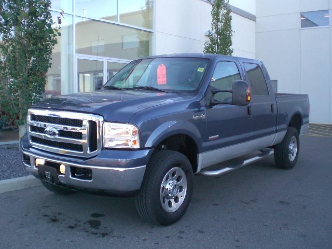 Used 2006 Ford F-350 Super Duty 1 TON XLT for sale in Red Deer, AB