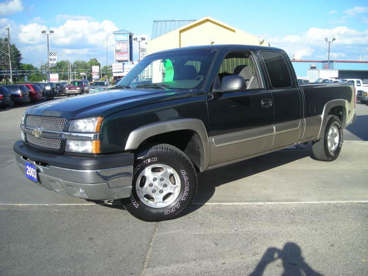 Used 2003 Chevrolet Silverado ExtCab LS 4X4 for sale in Brantford, ON