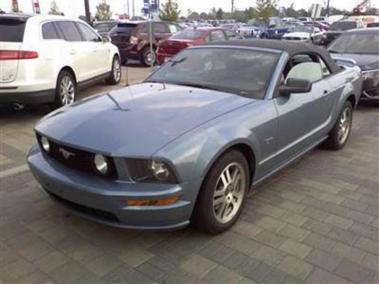 Used 2005 Ford Mustang GT for sale in Pickering, ON