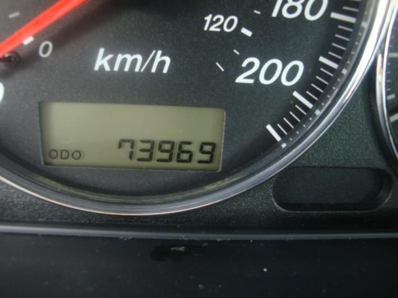 611082