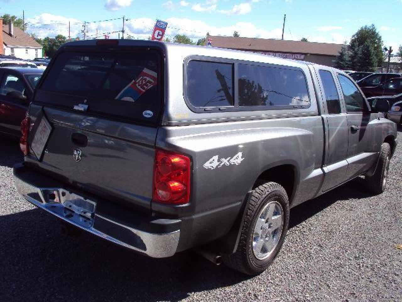 611104