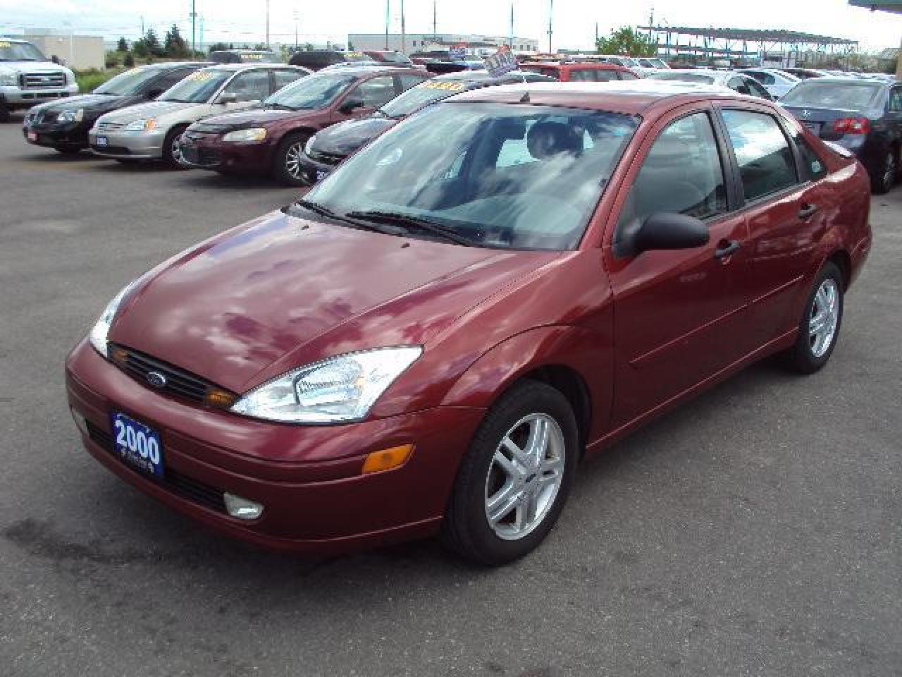 Used 2000 Ford Focus SE for sale in Bolton, ON