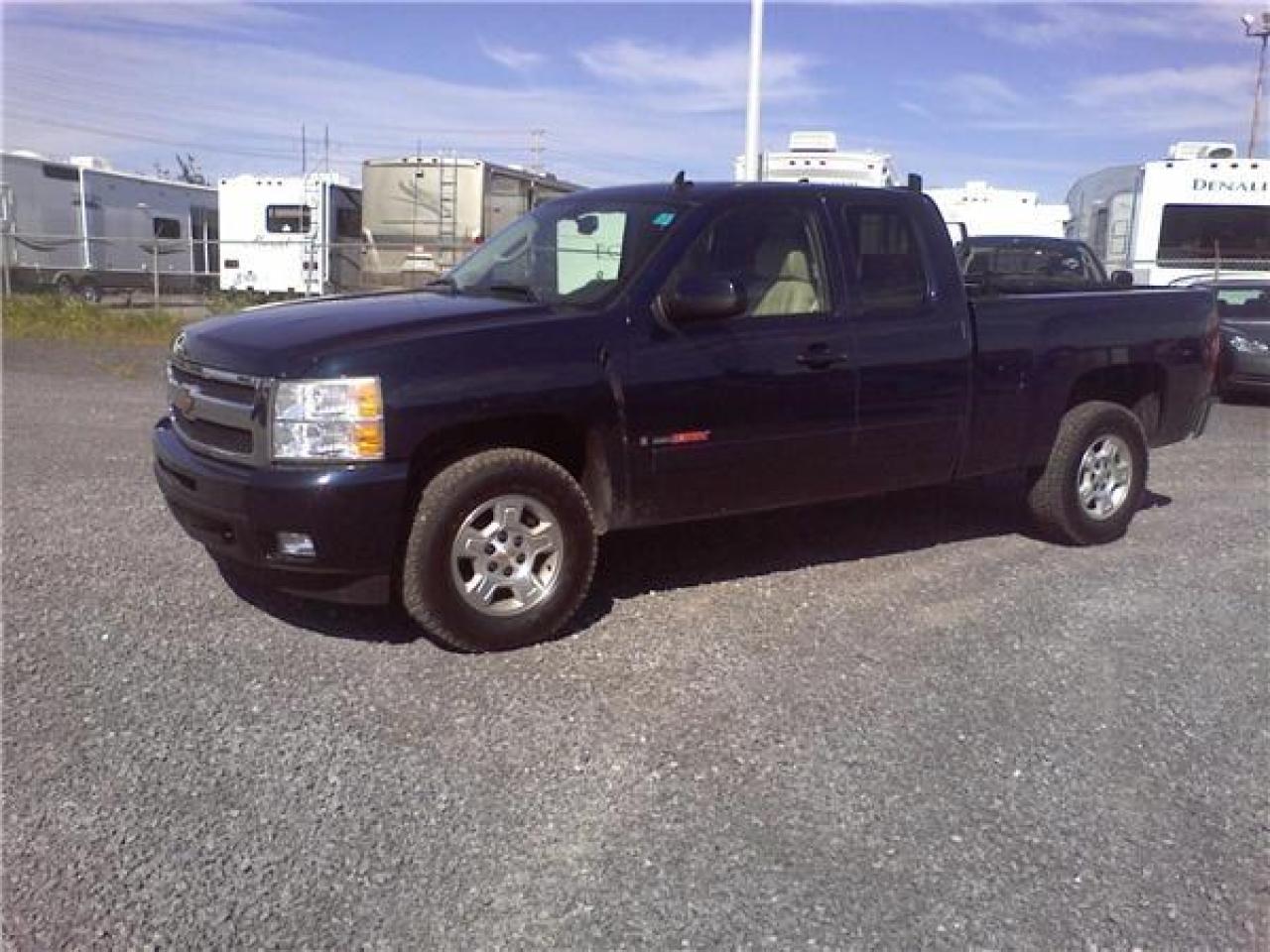 Used 2008 Chevrolet Silverado 1500 LTZ for sale in Orleans, ON