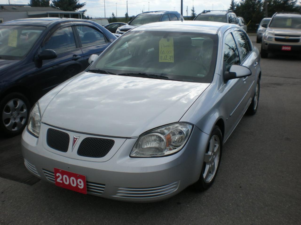 Used 2009 Pontiac G5 SE for sale in Woodbridge, ON