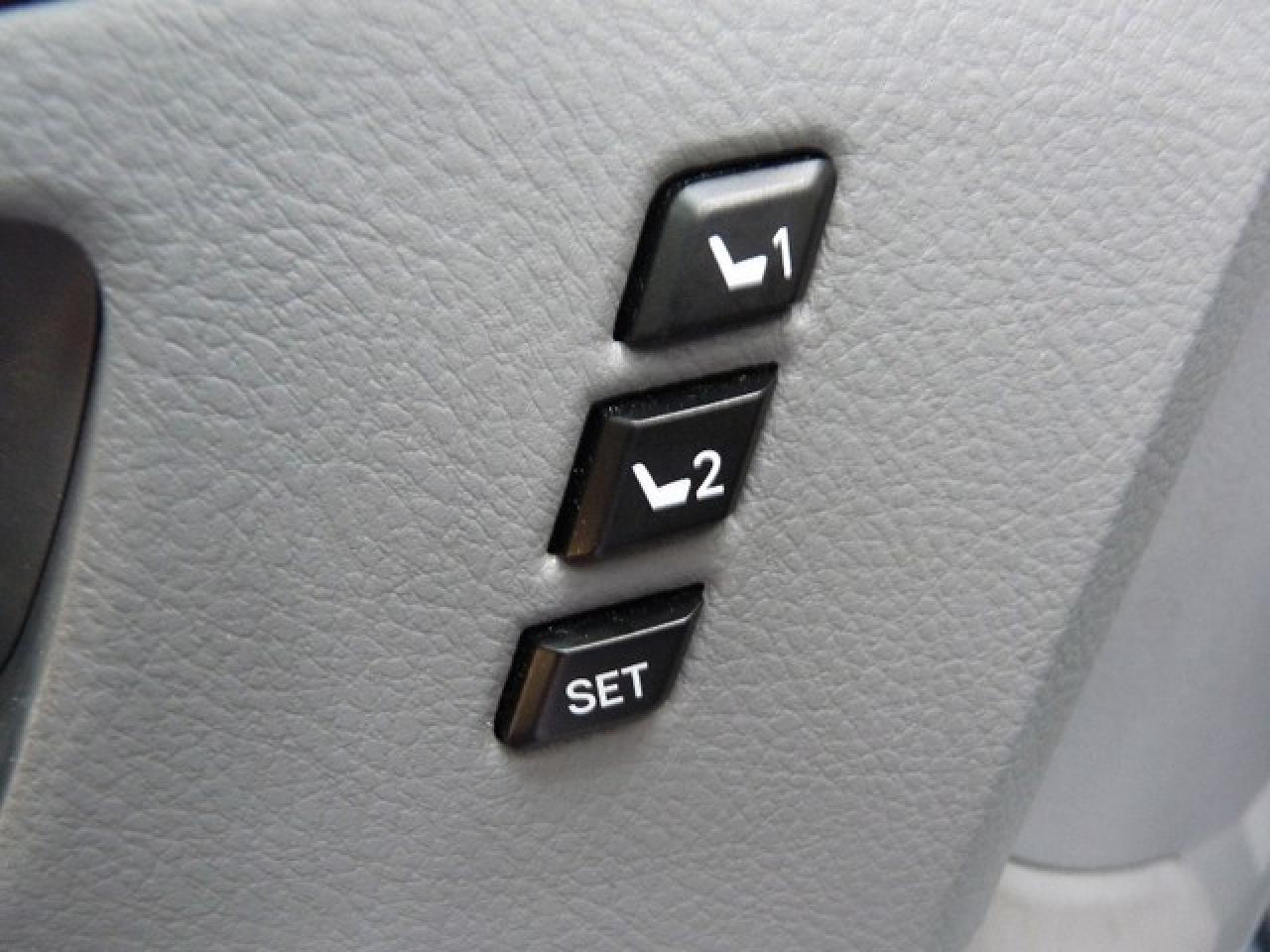 611405