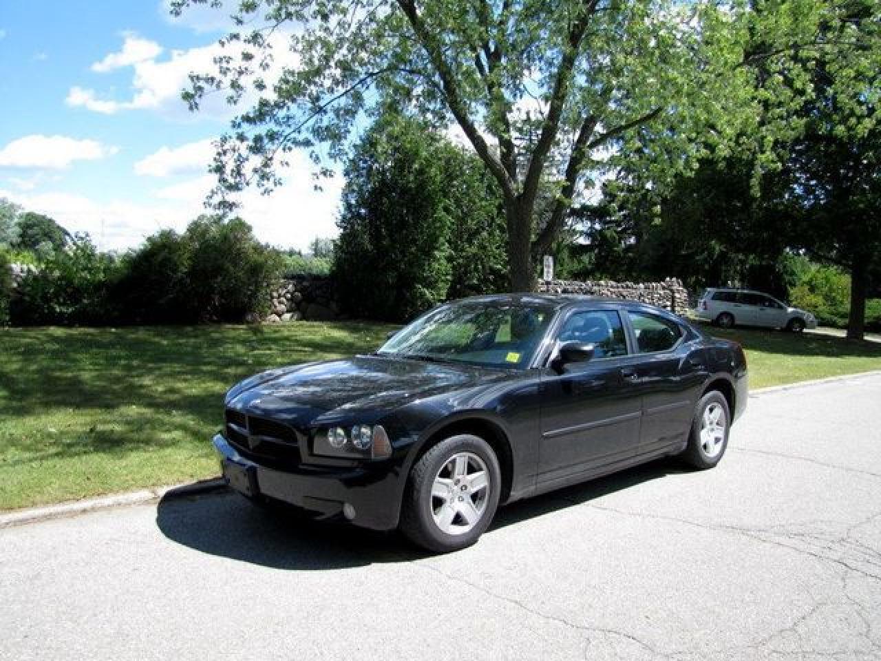Used 2007 Dodge Charger LEATHER!! SUNROOF!! ALLOYS!! CHRYSLER LEASE RTN!! Sedan for sale in Guelph, ON