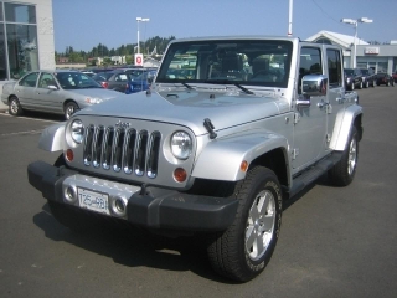 Used 2009 Jeep Wrangler Unlimited Sahara for sale in Nanaimo, BC