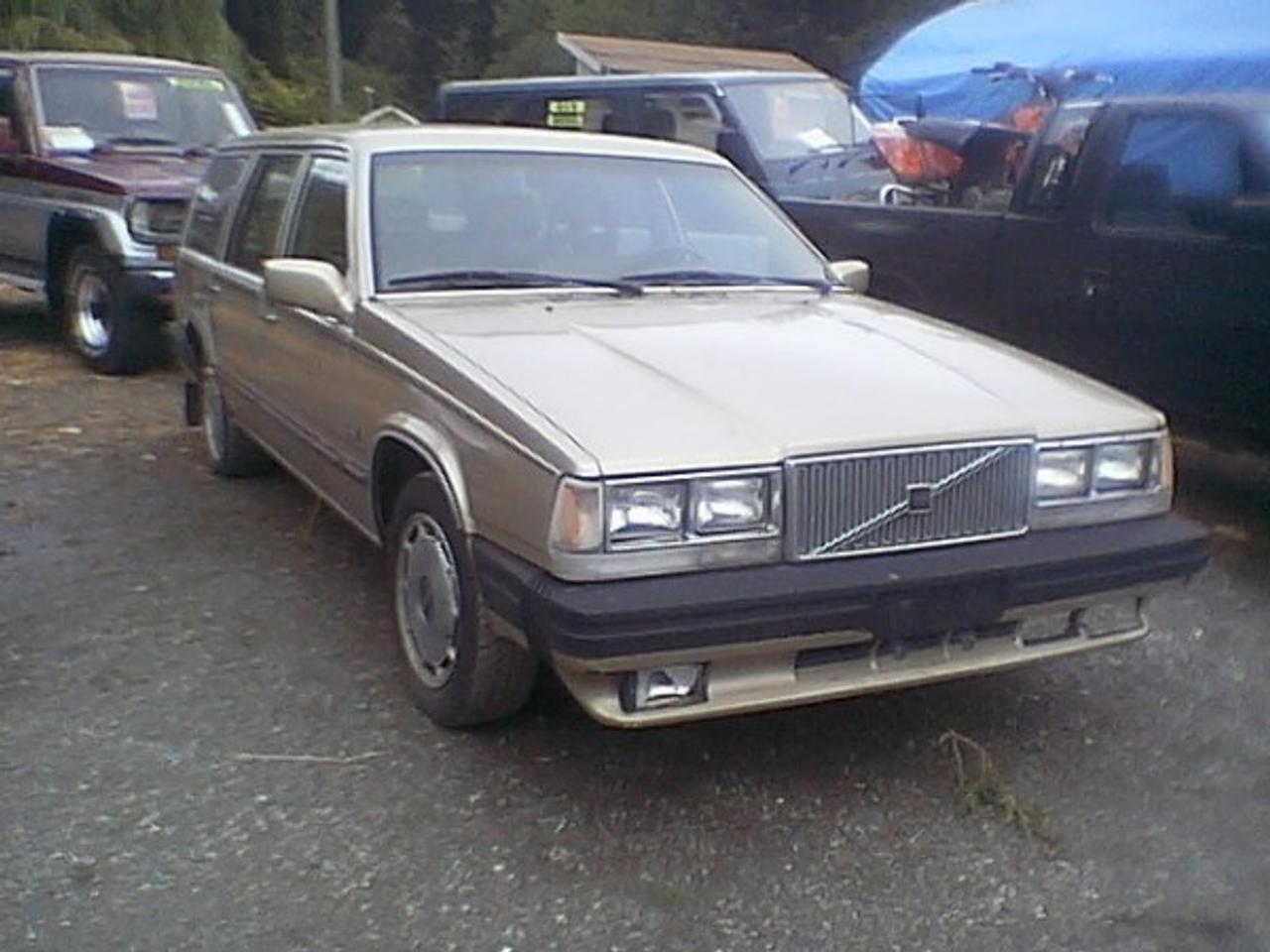 Local Vehicle. 80 point inspection completed. priced to sell.
