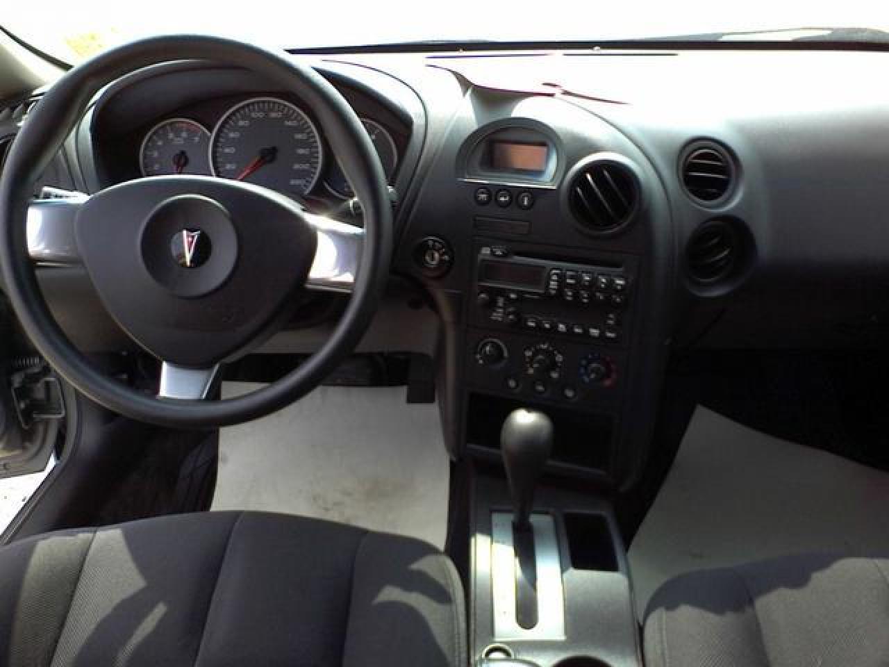 611562