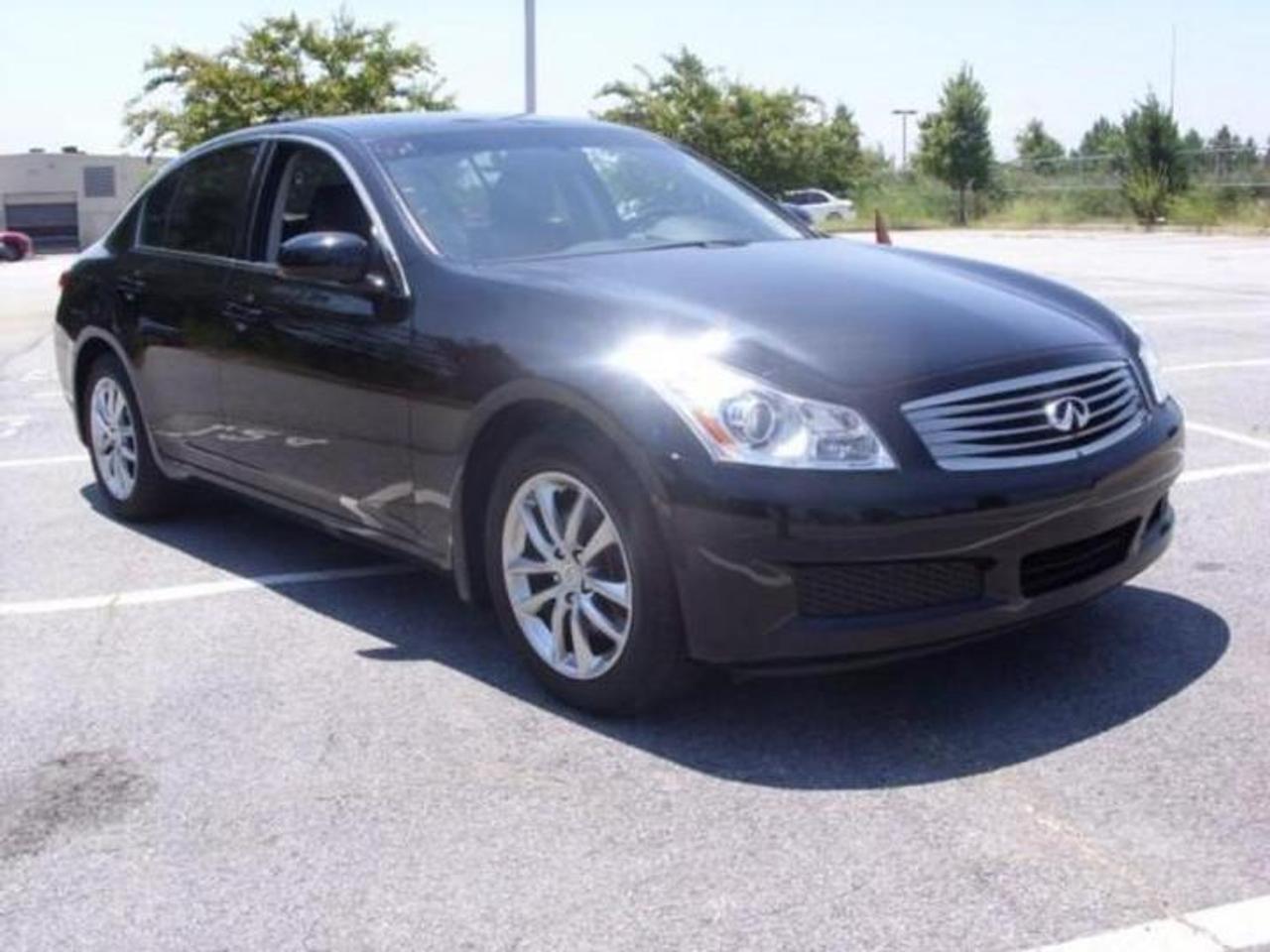 LIKE IT? BOOK A TEST DRIVE AND WE WILL BRING IT TO YOU! CALL US FOR DETAILS **NO COMMISSION SALES STAFF**ONE OWNER, NO ACCIDENTS, Keless entry, Keyless go, Dual power and heated seats, Telescopic steering wheel, MP3 compatible stereo, Traction control, DSC Dynamic stability control, Steering wheel audio controls, Xenon headlights, INCLUDES CAR CARE PKG GOOD AT ALL 7 LOCATIONS!  VISIT WWW.AUTOWORLD.CA FOR MORE PICTURES AND DETAILS. This vehicle comes with a 143 point BCAA Inspection. AUTOWORLD 604-858-6000,  toll free @ 1-888-574-6179. 7854 VEDDER RD, CHILLIWACK BC, V2R 4G9