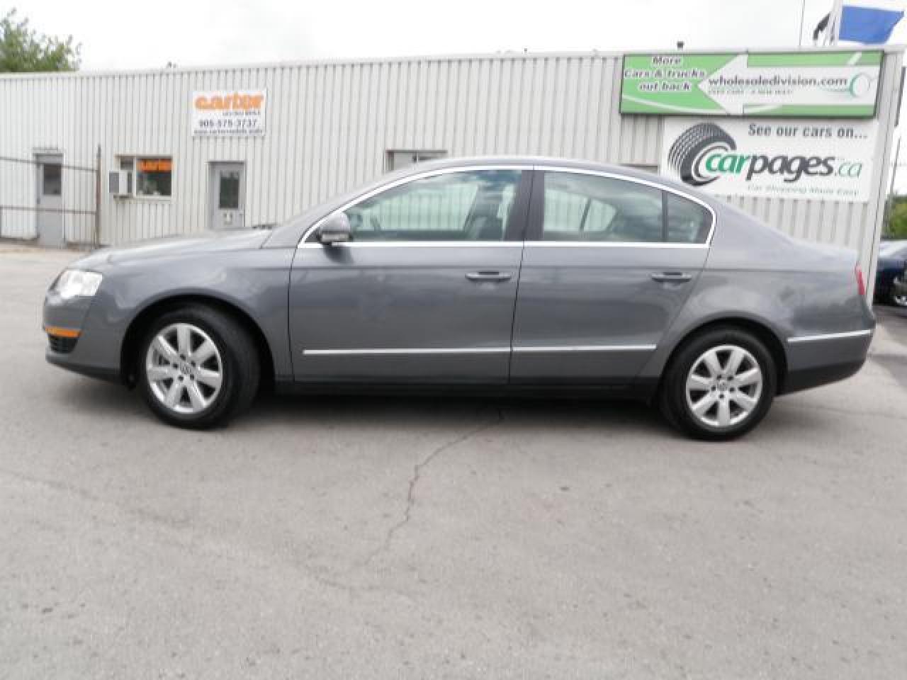 Used 2006 Volkswagen Passat 2.0 T: FULLY LOADED / SUNROOF / LEATHER for sale in Hamilton, ON