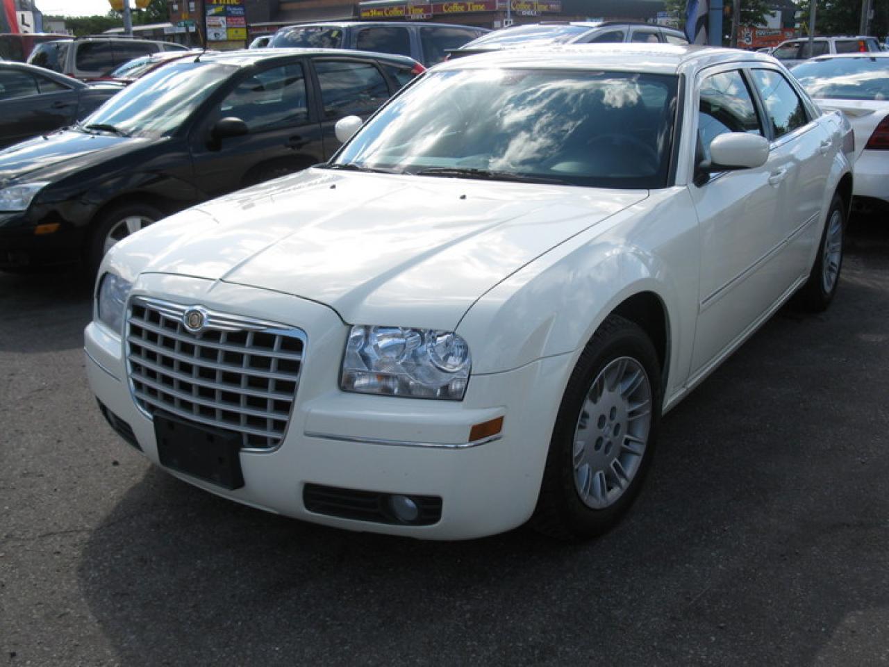 Used 2007 Chrysler 300  for sale in Oshawa, ON