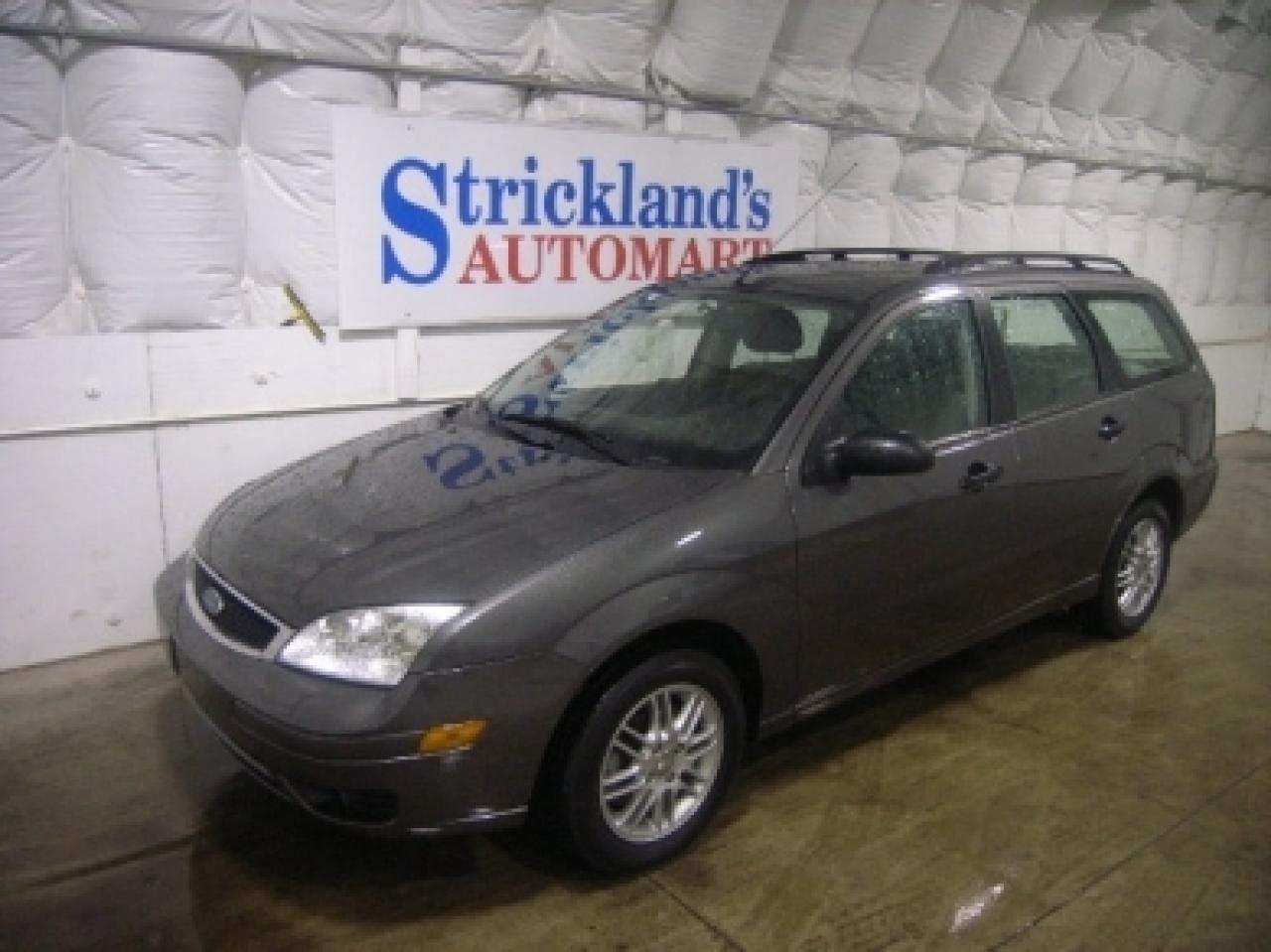 Used 2007 Ford Focus ZX5 SE WGN for sale in Lakeshore, ON