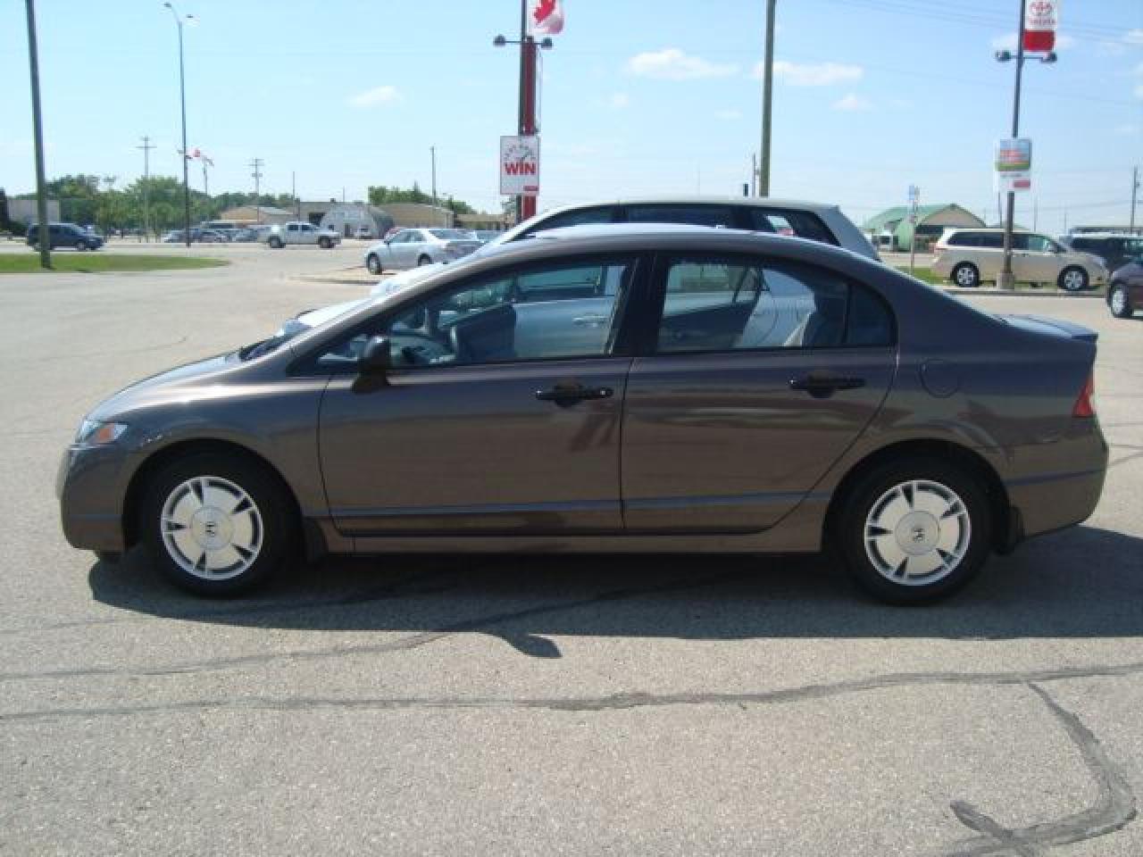 Used 2010 Honda Civic DX-G for sale in Steinbach, MB