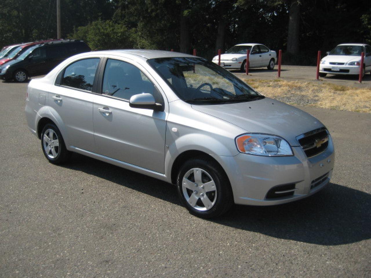 Used 2008 Chevrolet Aveo LS for sale in Courtenay, BC