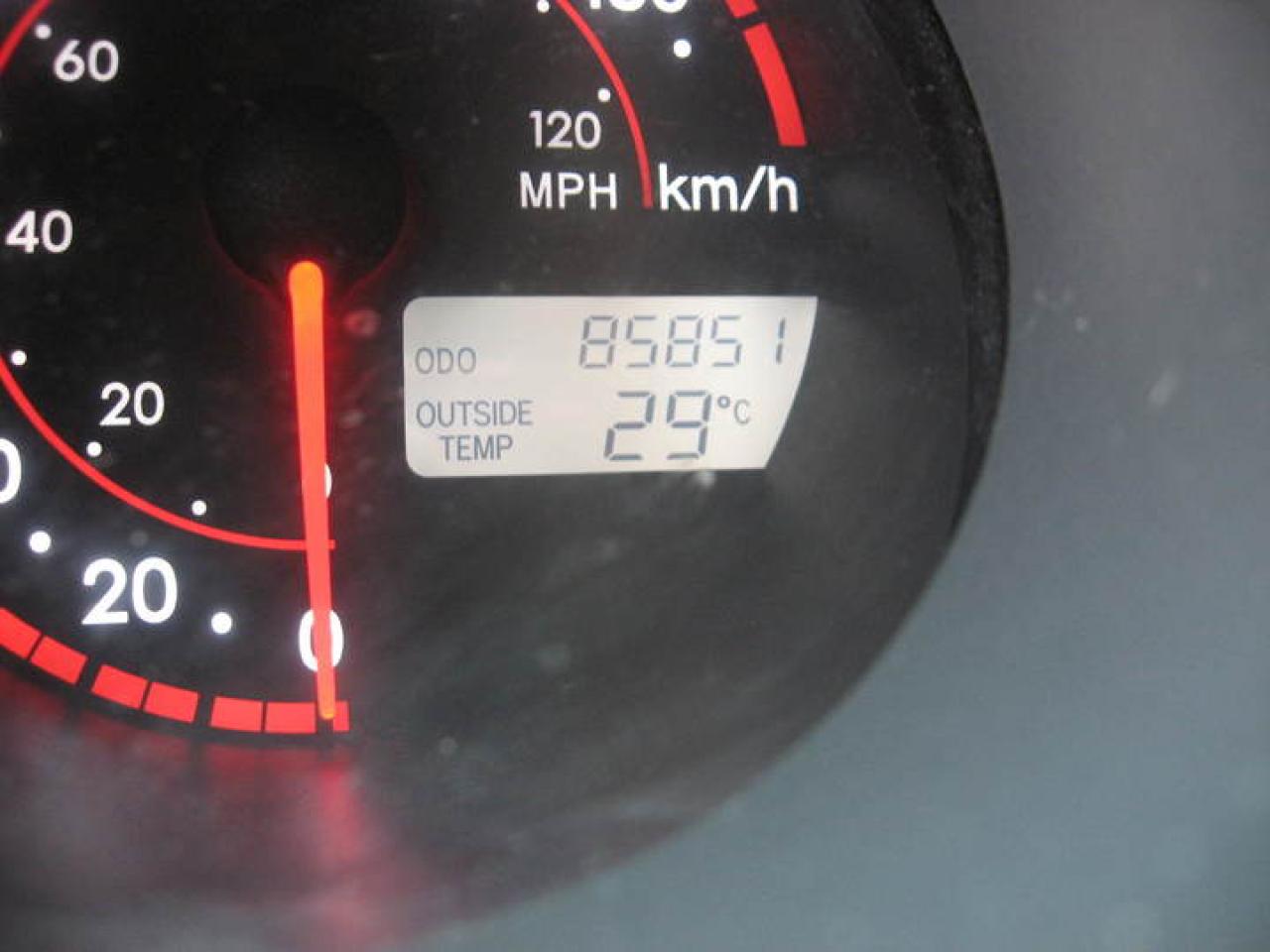 612105