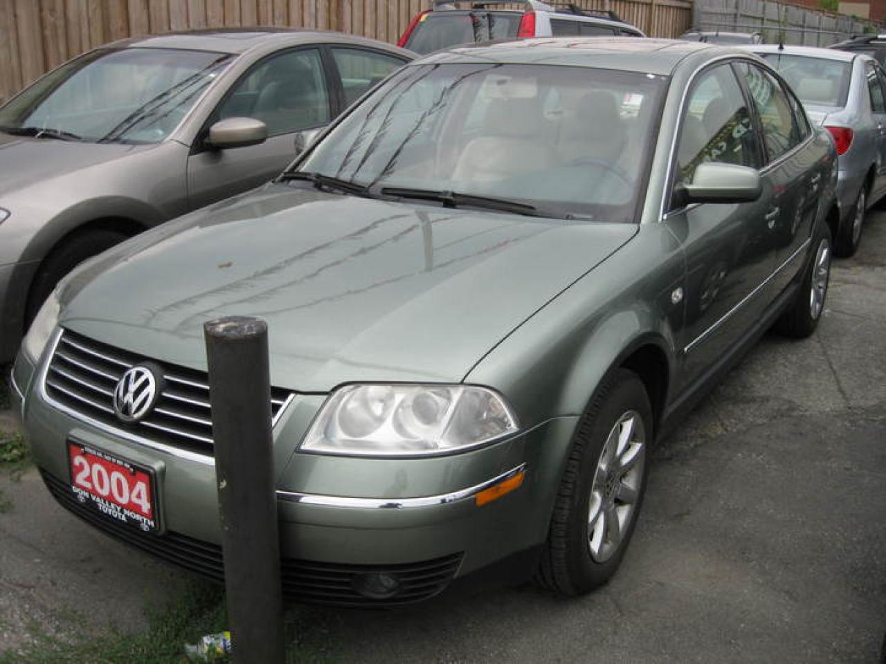 Used 2004 Volkswagen Passat  for sale in Oshawa, ON