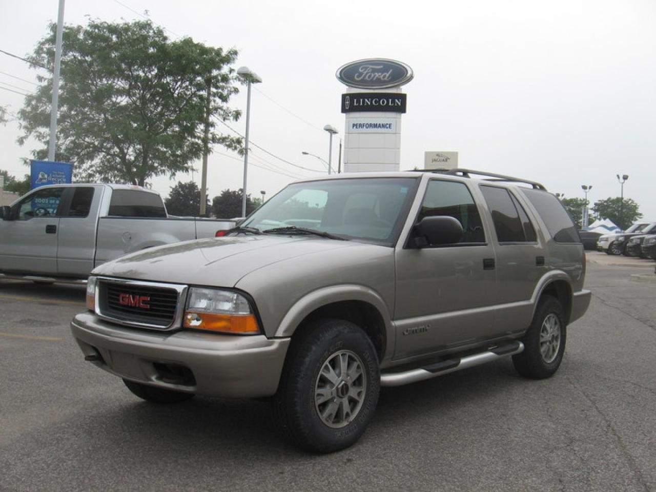 Used 2004 GMC Jimmy 4x4 for sale in Windsor, ON
