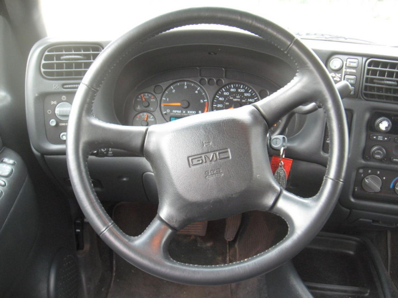 612136