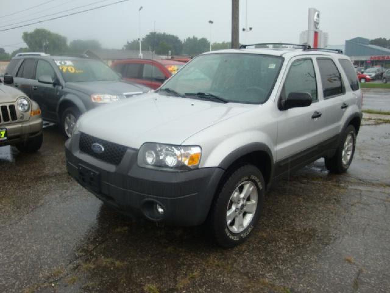 Used 2005 Ford Escape XLT for sale in Waterloo, ON