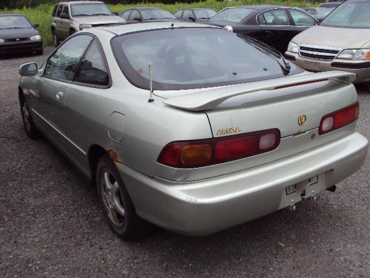 612261