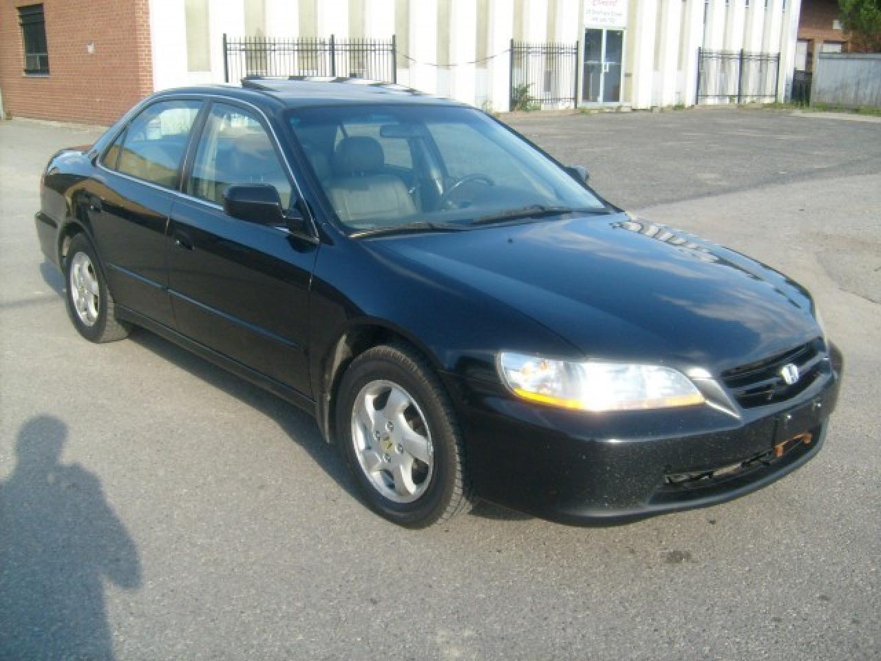 Used 1999 Honda Accord EX Leather/Sunroof for sale in North York, ON