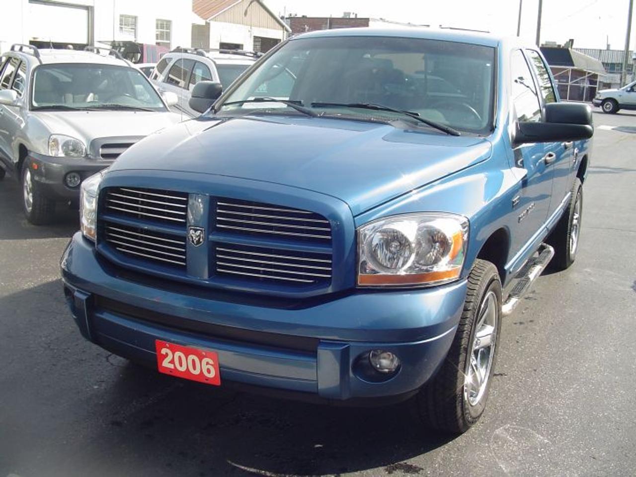 CHRYSLER LEASE RETURN,\SHARP/