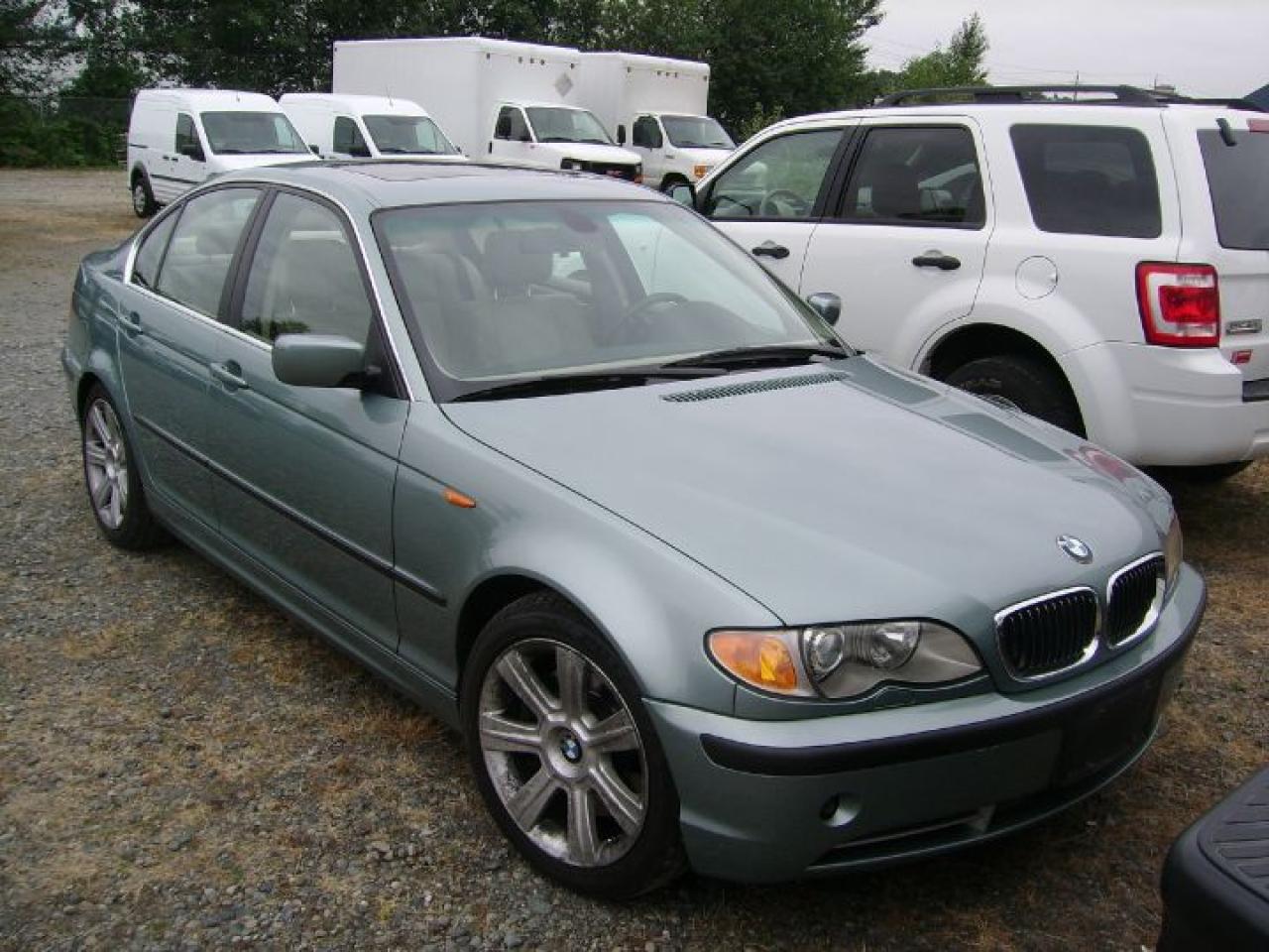 Used 2002 BMW 3 Series 330i for sale in Burnaby, BC