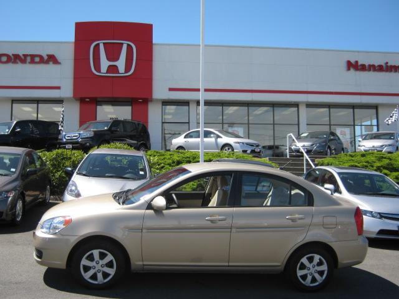 Used 2009 Hyundai Accent  for sale in Nanaimo, BC