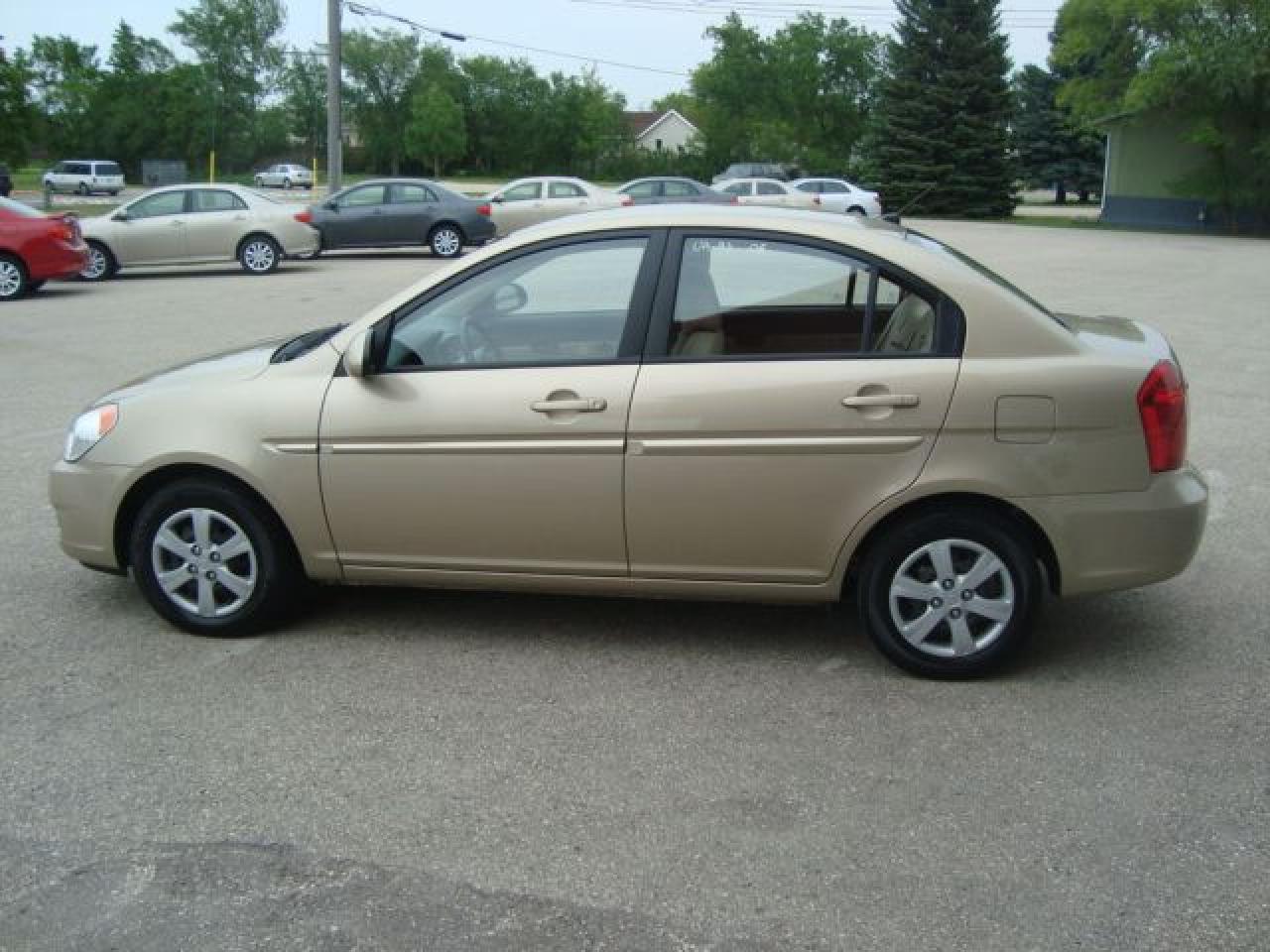 Used 2008 Hyundai Accent GL for sale in Steinbach, MB