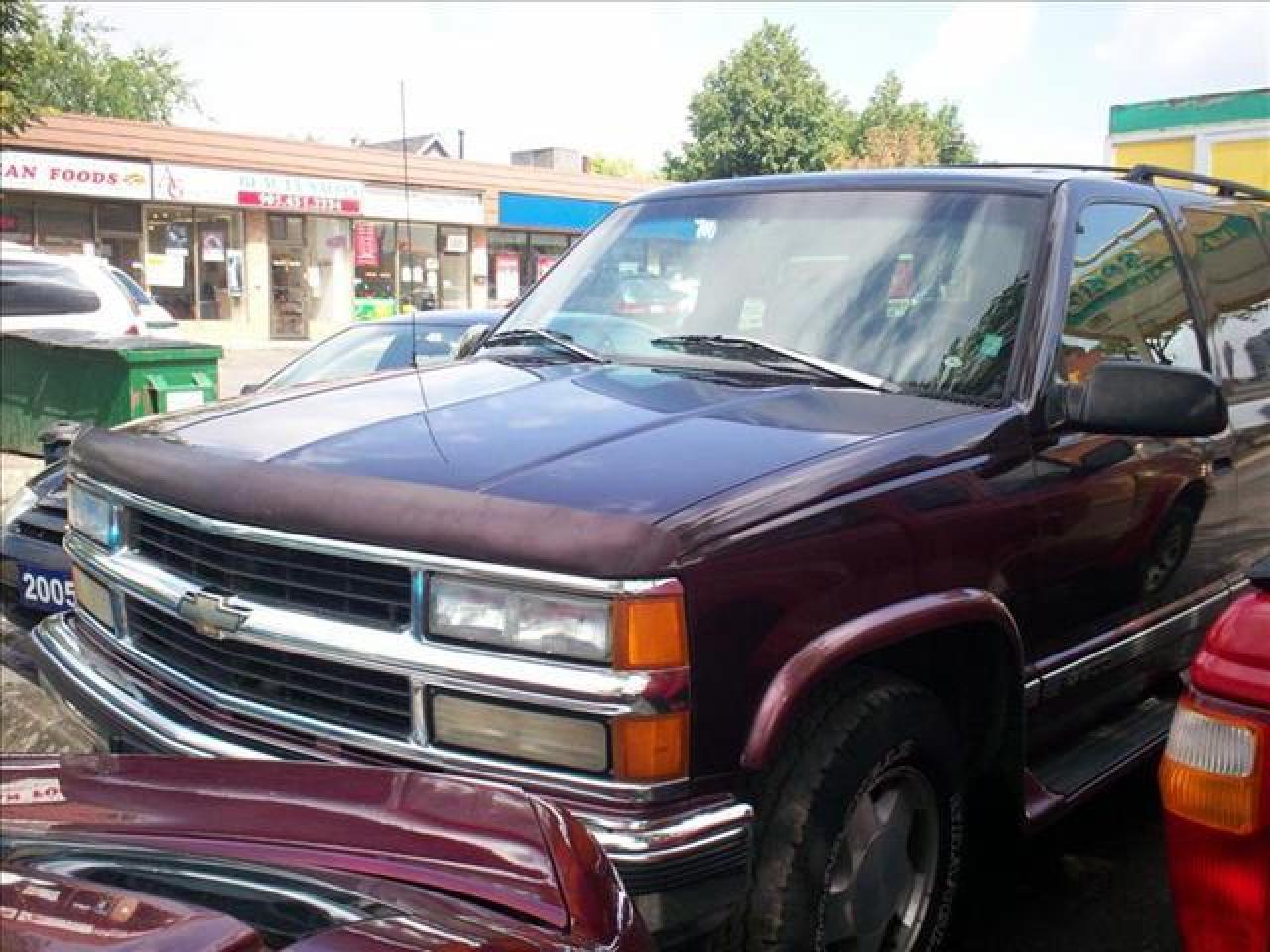 Used 1996 Chevrolet Suburban 1500 LT for sale in Brampton, ON