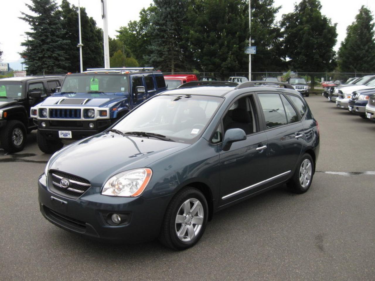 Used 2009 Kia Rondo EX for sale in Chilliwack, BC