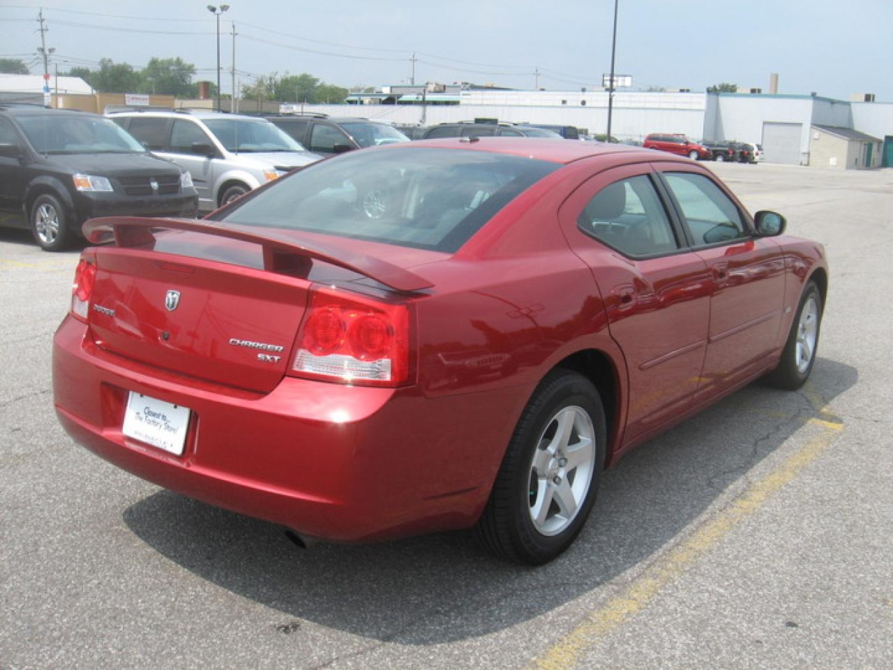 612735
