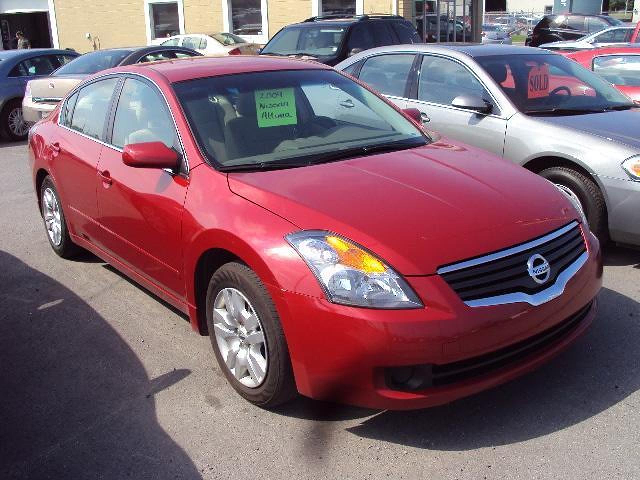 Used 2009 Nissan Altima 2.5s for sale in Ottawa, ON