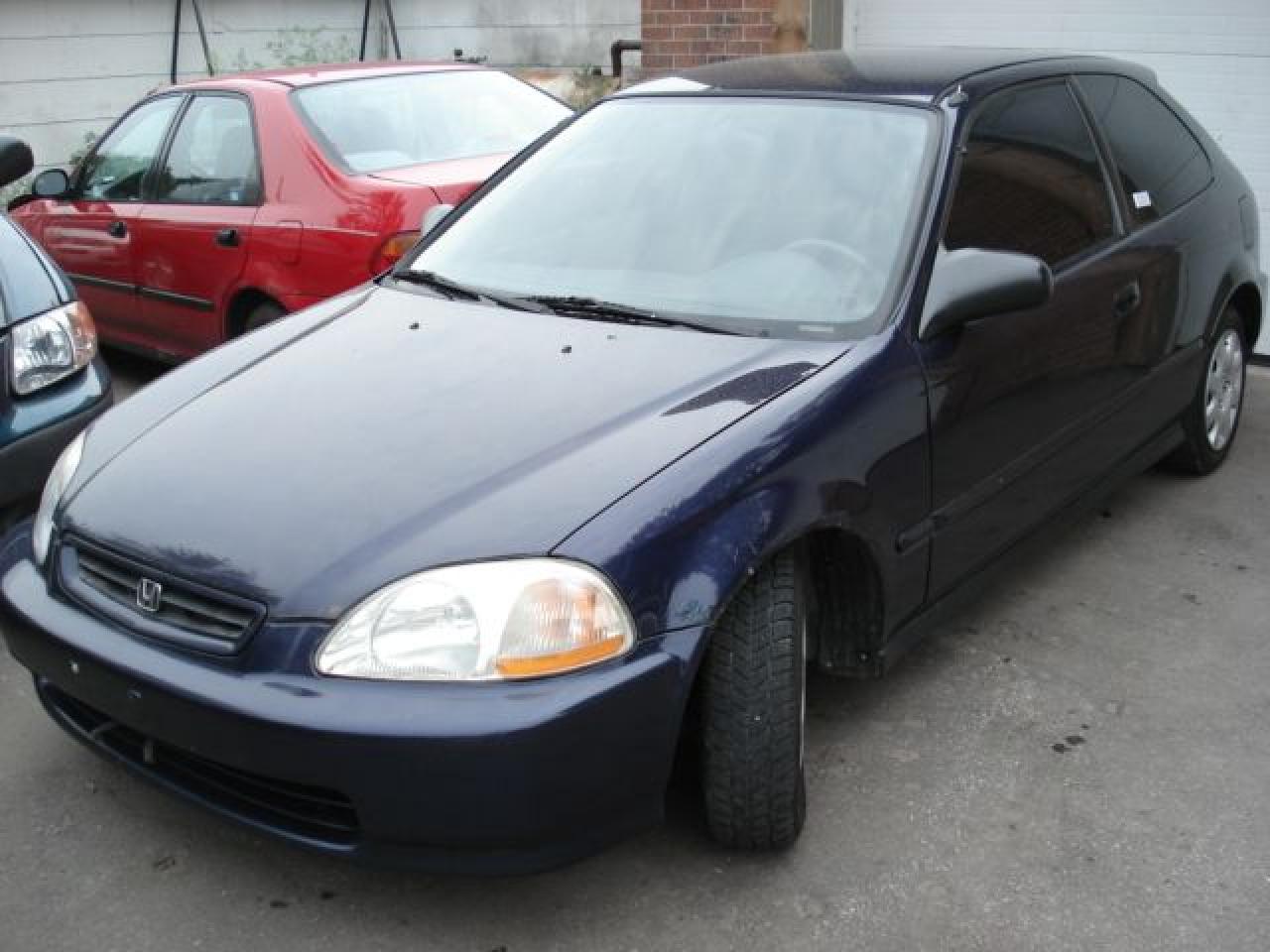 Used 1998 Honda Civic HATCHBACK GREAT ON GAS MUST SEE WILL SELL FAST !!! for sale in Scarborough, ON